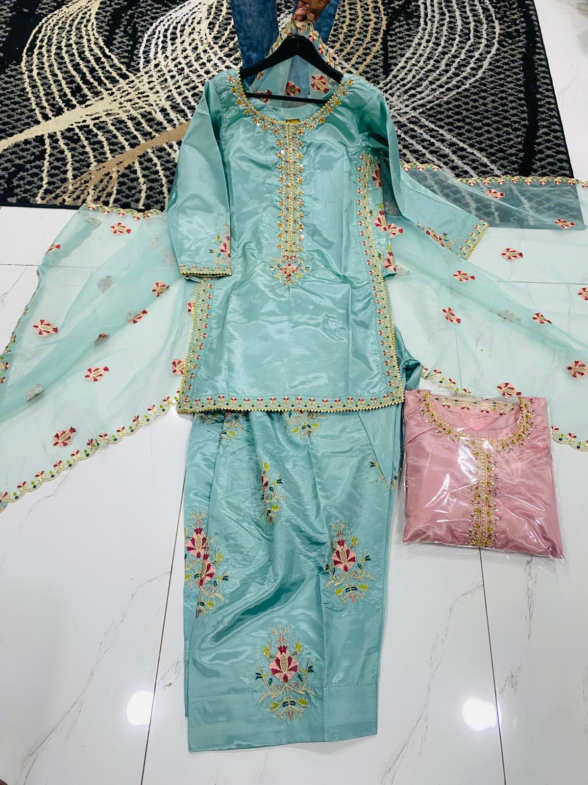 Royal Silk 3-Piece Suite with Traditional Farshi Shalwar