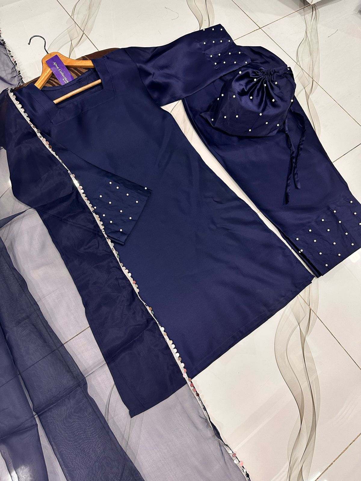 Farshi Shalwar Kameez With Potli 4Pcs