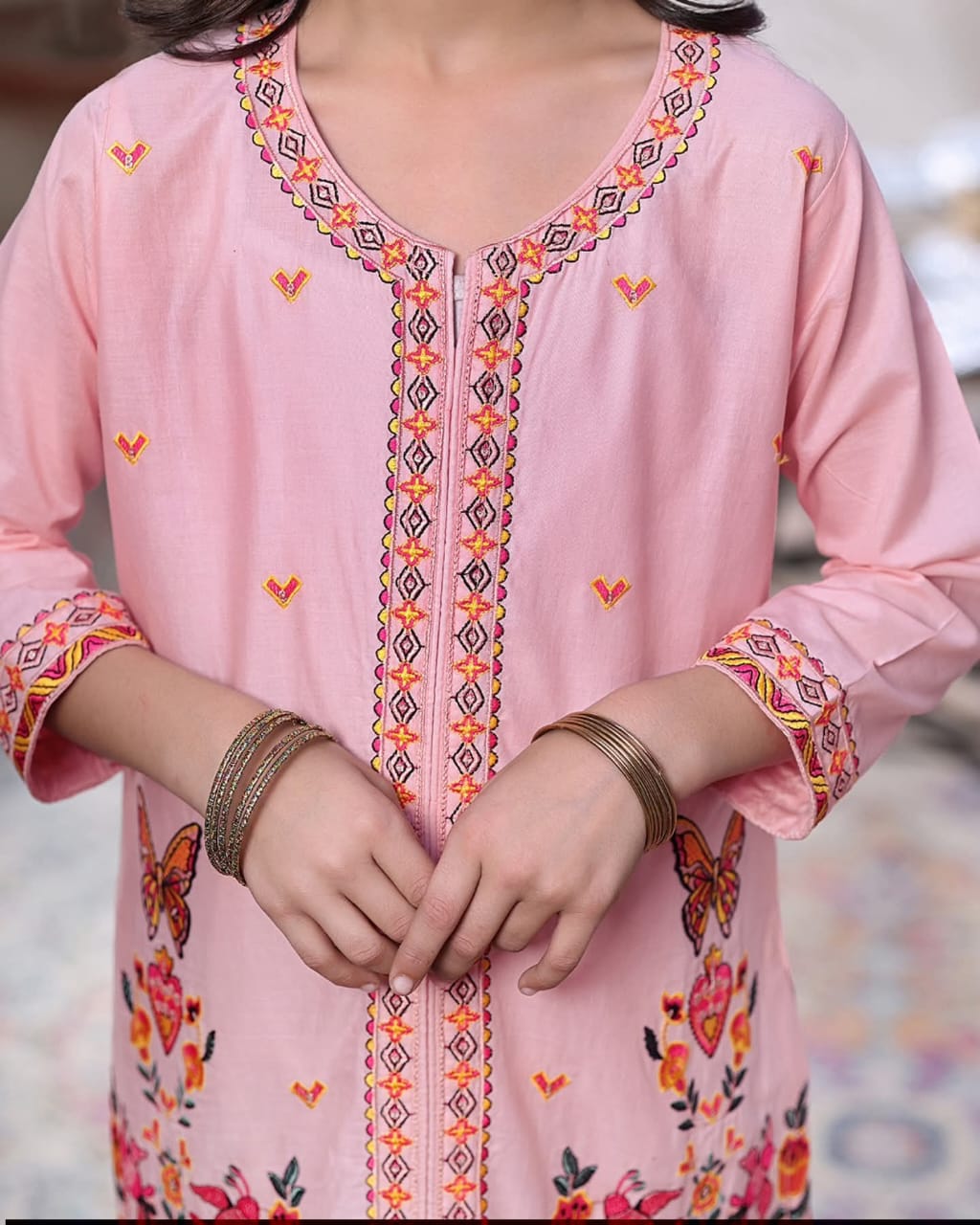 Nyra pret luxury lawn