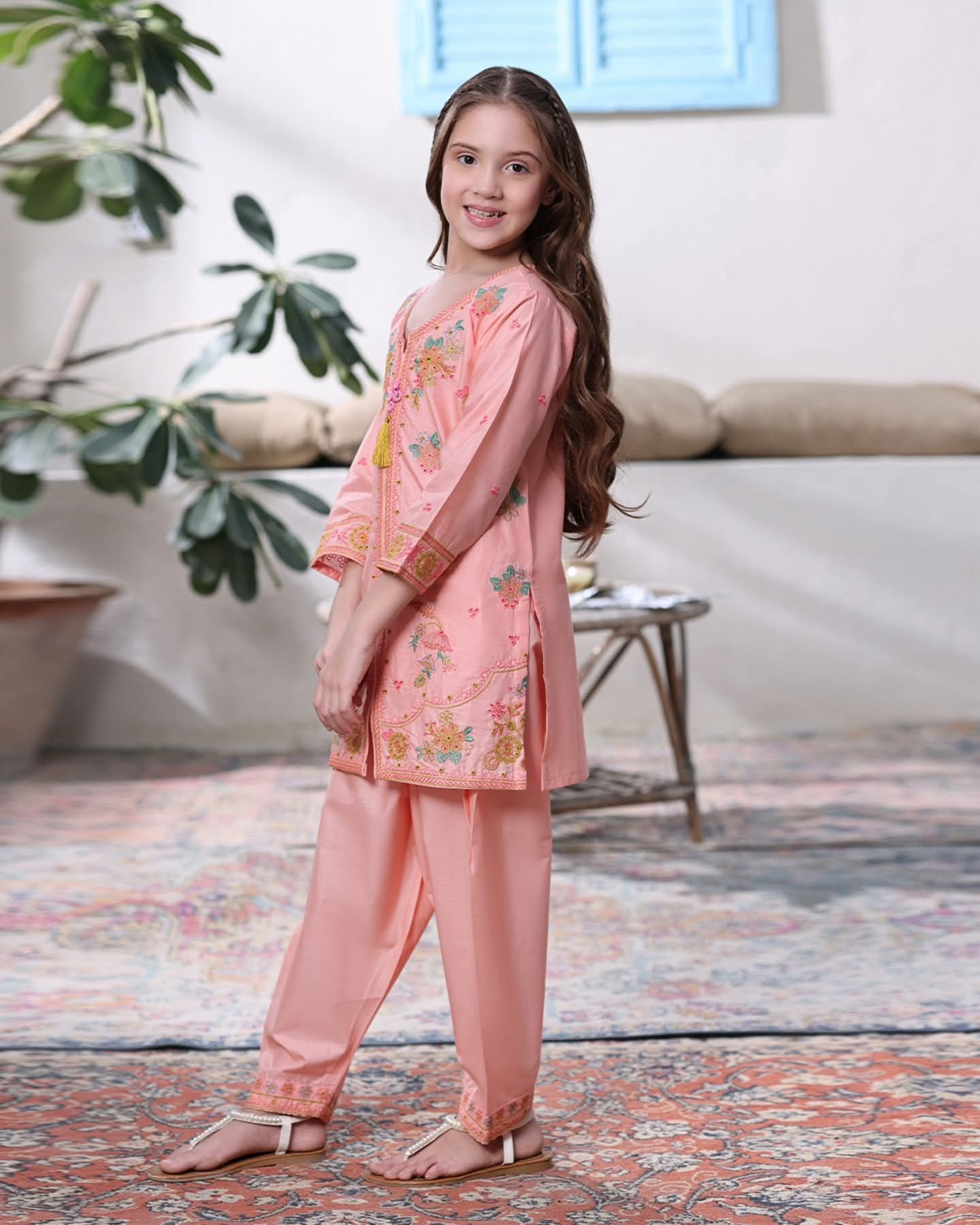 Nyra pret luxury lawn